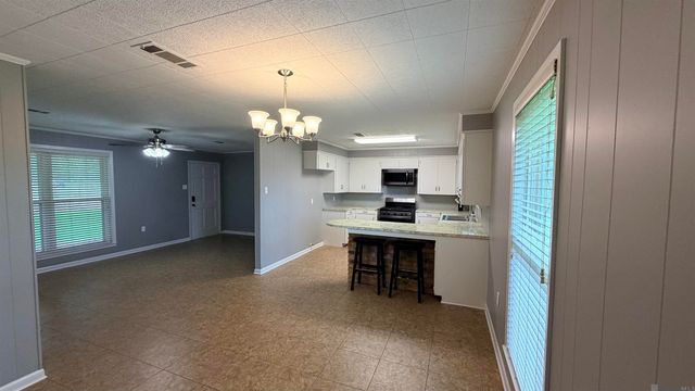 3145 Oakland Rd, Lakeland, LA 70752