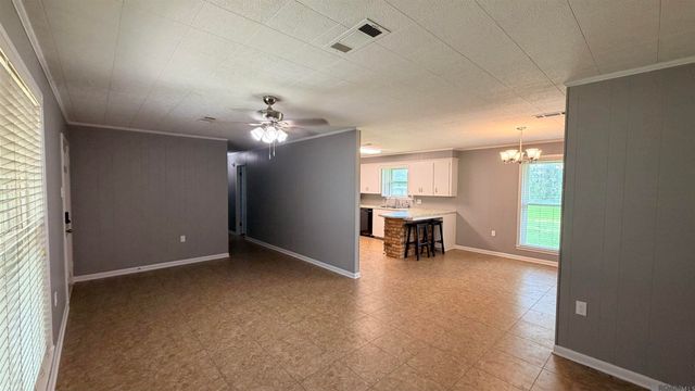 3145 Oakland Rd, Lakeland, LA 70752