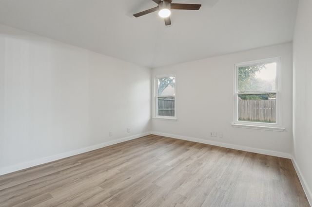 5814 Fox Hunt Drive, Arlington, TX 76017