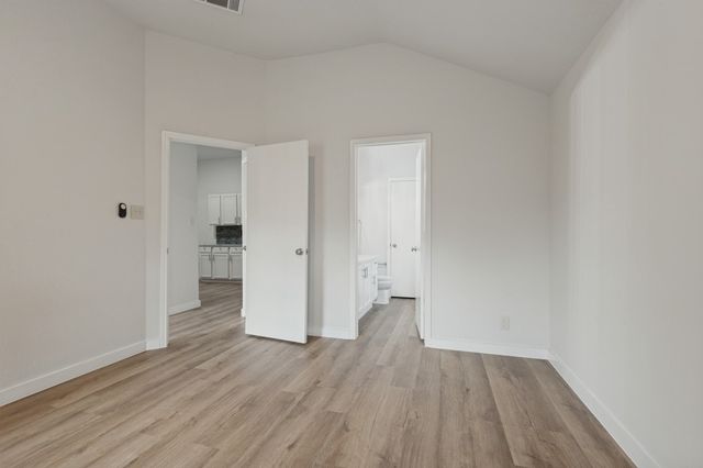 5814 Fox Hunt Drive, Arlington, TX 76017