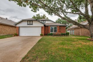 5814 Fox Hunt Drive, Arlington, TX 76017