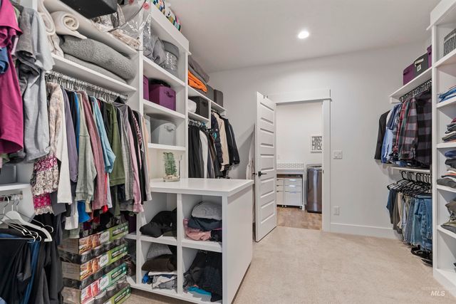 492 Applecreek St, Middleton, ID 83644