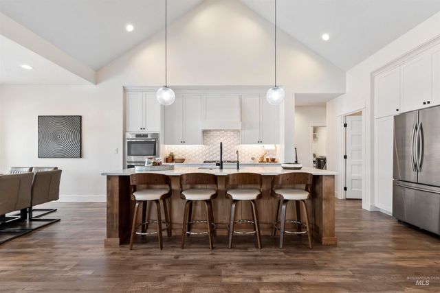 492 Applecreek St, Middleton, ID 83644