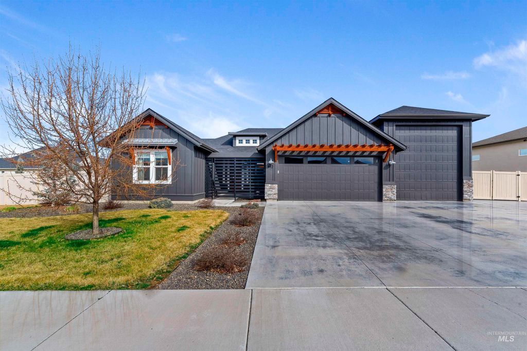 492 Applecreek St, Middleton, ID 83644