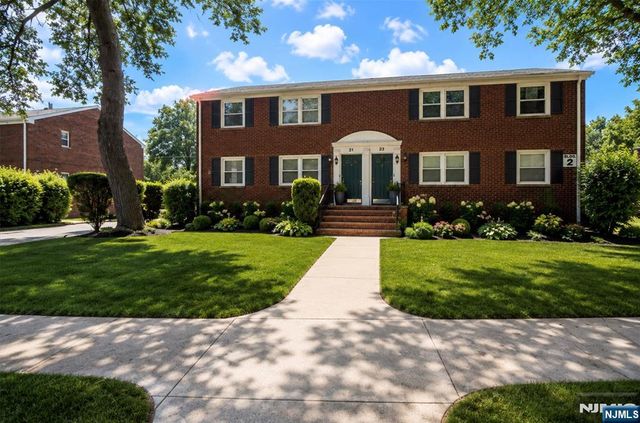 21A Carolyn Terrace, Roselle, NJ 07203