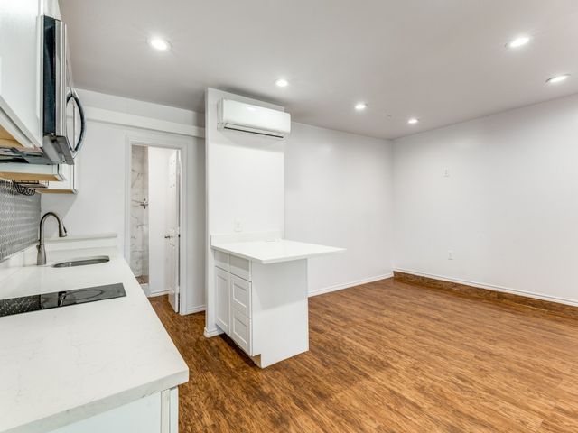 6924 Richardson Drive, Watauga, TX 76148