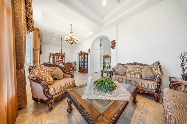 10490 Joshua, Oak Hills, CA 92344