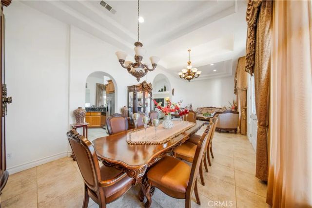 10490 Joshua, Oak Hills, CA 92344