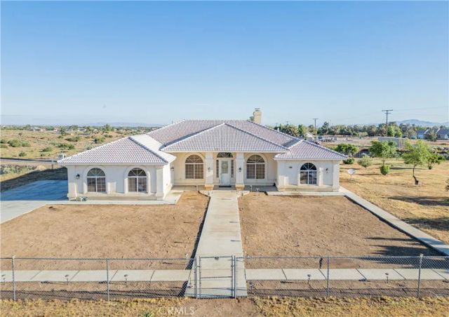 10490 Joshua, Oak Hills, CA 92344