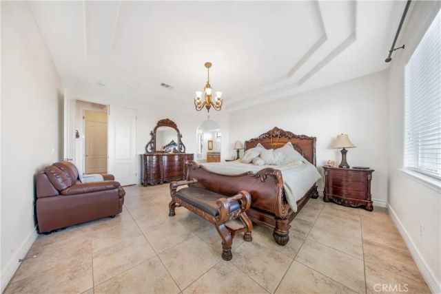 10490 Joshua, Oak Hills, CA 92344