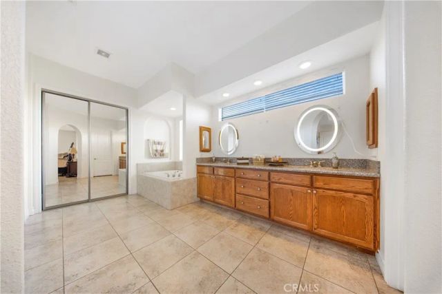 10490 Joshua, Oak Hills, CA 92344