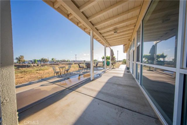 10490 Joshua, Oak Hills, CA 92344