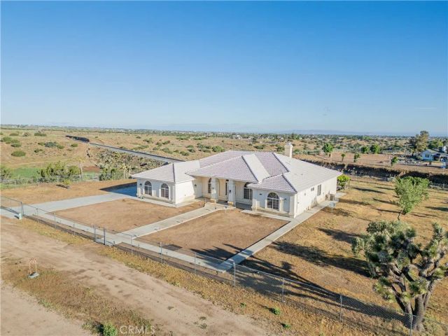 10490 Joshua, Oak Hills, CA 92344