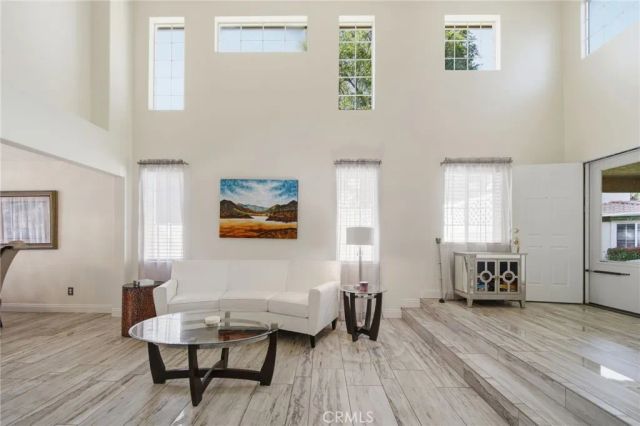 40312 Windsor, Temecula, CA 92591