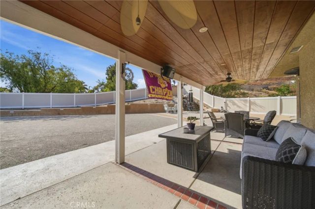 40312 Windsor, Temecula, CA 92591