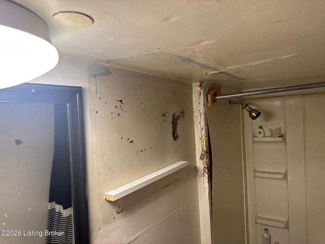 2230 Congress St, Louisville, KY 40212