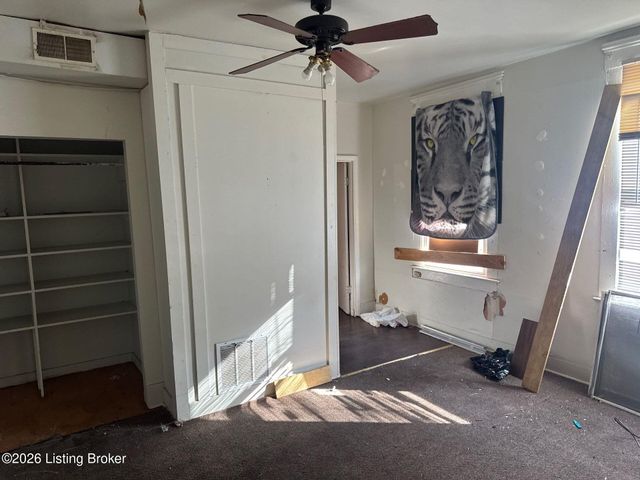 2230 Congress St, Louisville, KY 40212