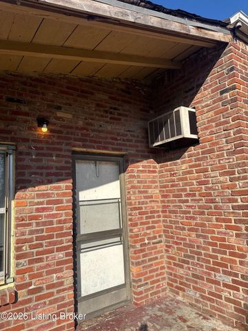 2230 Congress St, Louisville, KY 40212