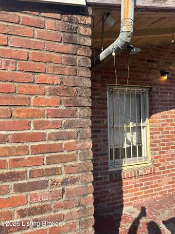 2230 Congress St, Louisville, KY 40212