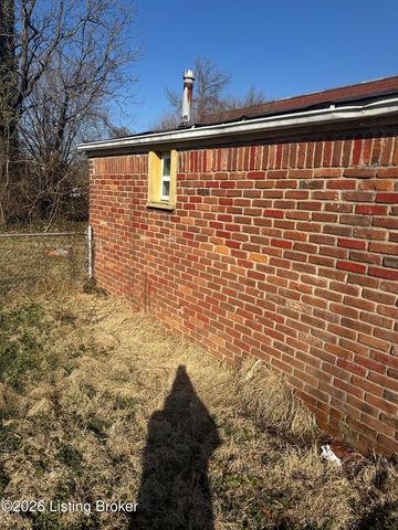 2230 Congress St, Louisville, KY 40212