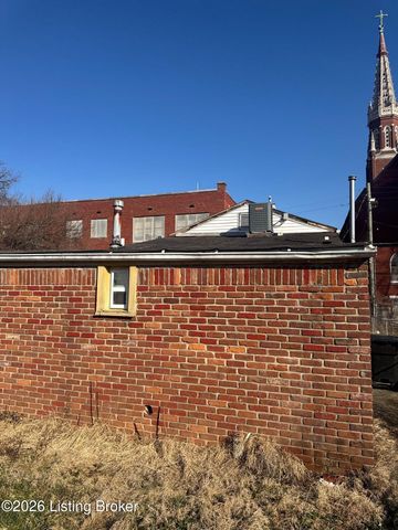 2230 Congress St, Louisville, KY 40212