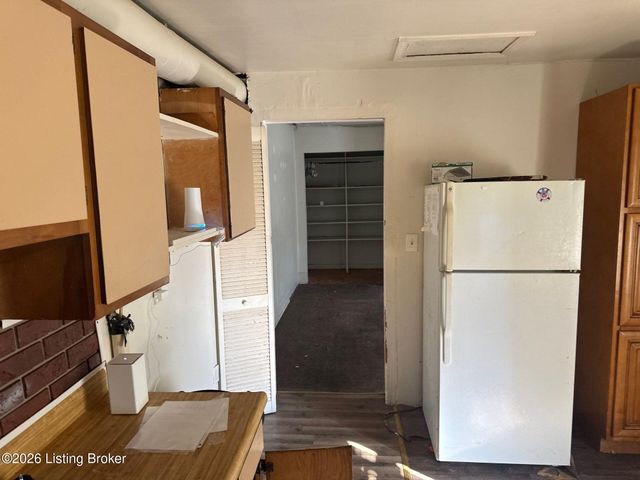 2230 Congress St, Louisville, KY 40212