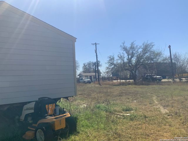 6723 W Commerce, San Antonio, TX 78227