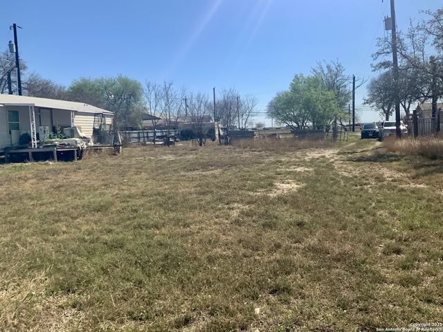 6723 W Commerce, San Antonio, TX 78227