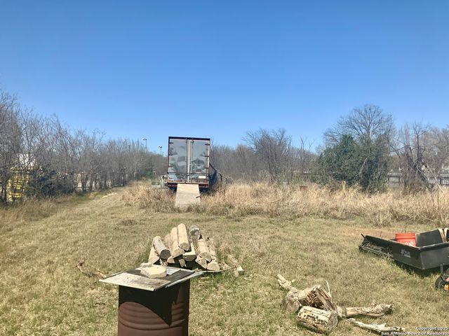 6723 W Commerce, San Antonio, TX 78227