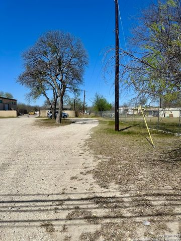 6723 W Commerce, San Antonio, TX 78227
