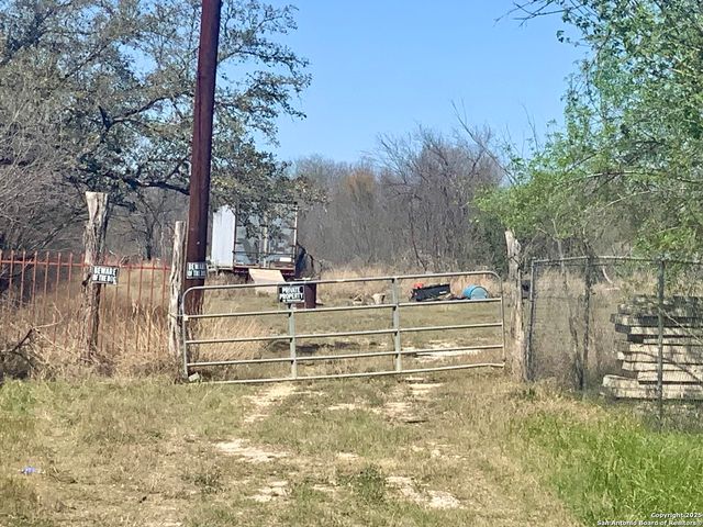 6723 W Commerce, San Antonio, TX 78227