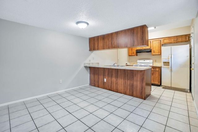 4592 LIGHTHOUSE CIRCLE 77, Orlando, FL 32808