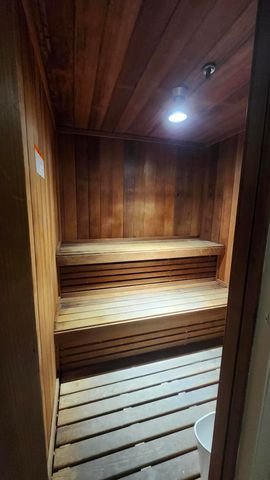 3146 Via Poinciana Via Poinciana 414, Lake Worth, FL 33467