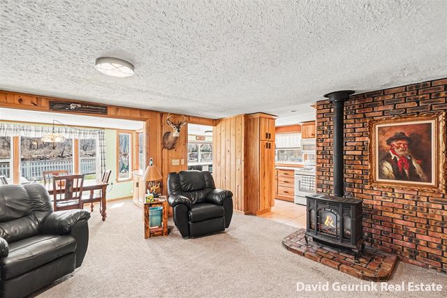7566 Main Street, Newaygo, MI 49337