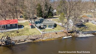 7566 Main Street, Newaygo, MI 49337