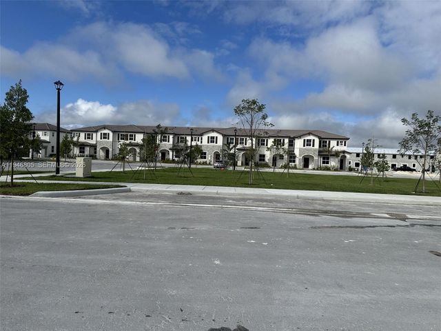 2713 SE 26 Rd ., Homestead, FL 33035