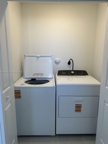 2713 SE 26 Rd ., Homestead, FL 33035