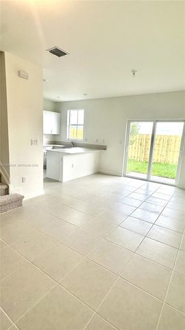 2713 SE 26 Rd ., Homestead, FL 33035