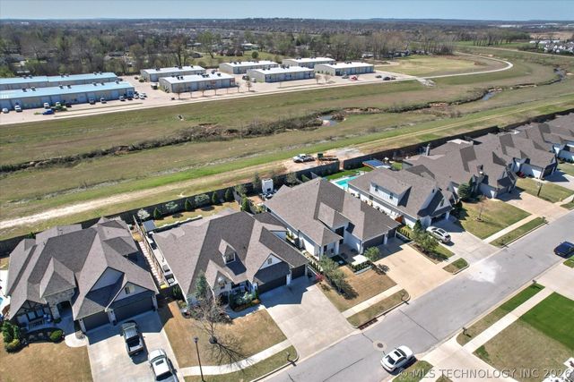 7390 E 127th Street S, Bixby, OK 74008