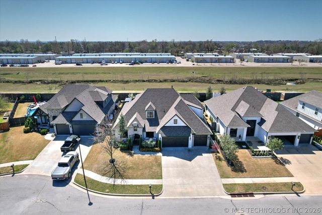 7390 E 127th Street S, Bixby, OK 74008