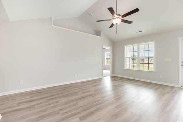 506 Woodside Dr., Conway, SC 29526