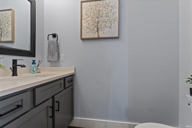 923 N Lawrence Street, South Bend, IN 46617