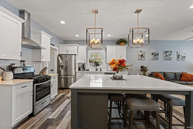 923 N Lawrence Street, South Bend, IN 46617