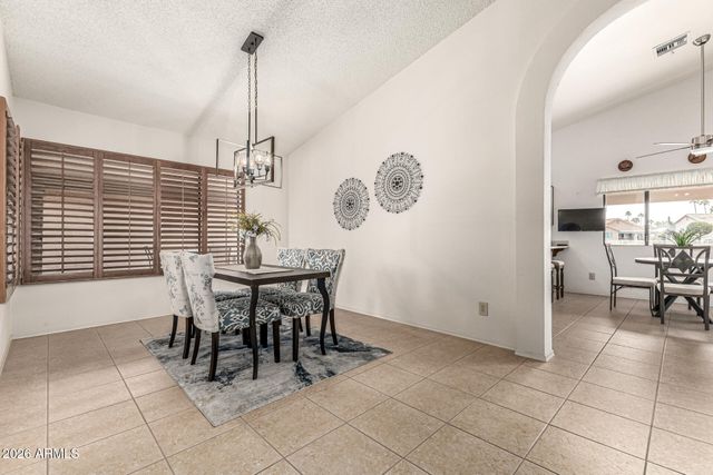 11001 E CHESTNUT Drive, Sun Lakes, AZ 85248