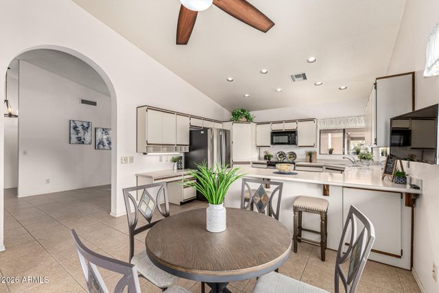 11001 E CHESTNUT Drive, Sun Lakes, AZ 85248