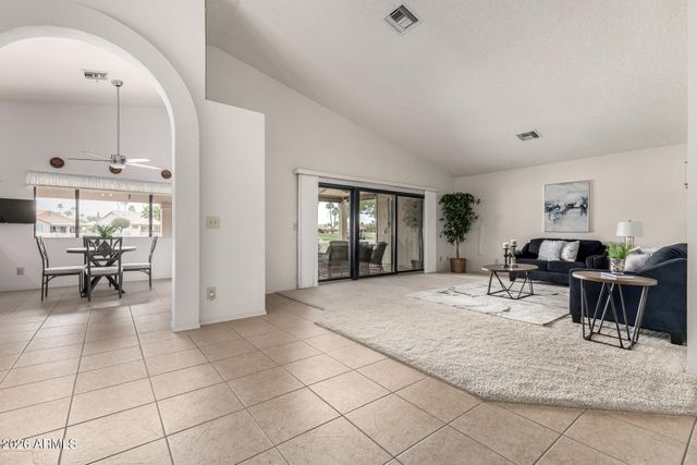 11001 E CHESTNUT Drive, Sun Lakes, AZ 85248