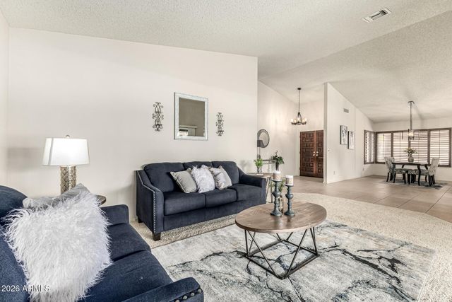 11001 E CHESTNUT Drive, Sun Lakes, AZ 85248