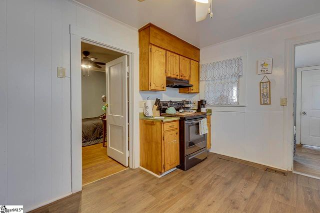 524 Fleming Street, Laurens, SC 29360