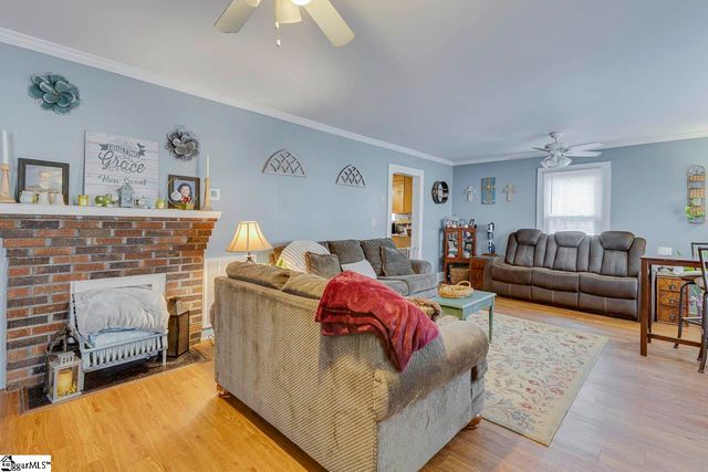 524 Fleming Street, Laurens, SC 29360