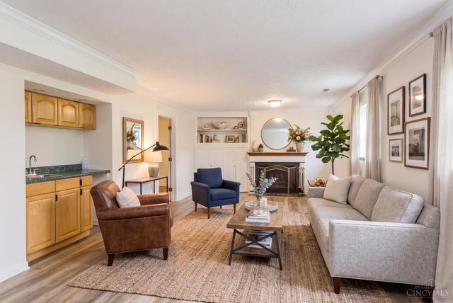 9699 Humphrey Road, Cincinnati, OH 45242